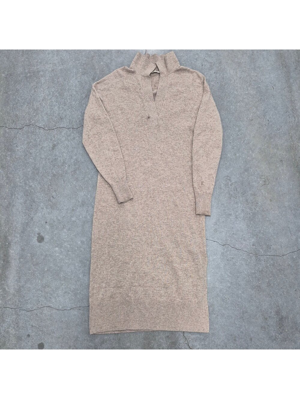 Everlane Long Sleeve Cashmere Knit Sweater Dress
